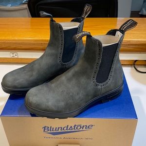 Blundstone High Top 1630 in Rustic Black, Size US 9 (Aus 6)
